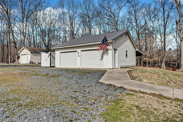 view of detached garage