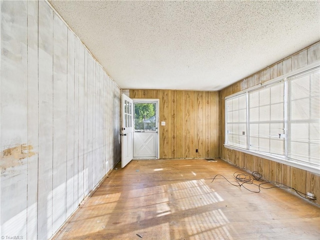 1008 E Brookline St, Winston-Salem, NC 27107 - view of unfurnished sunroom