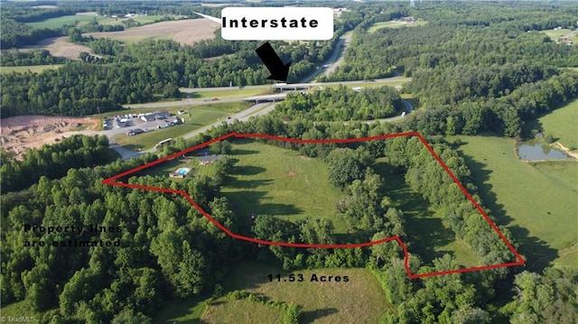 4285 W Pine St, Mount Airy, NC 27030