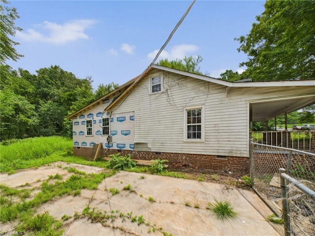 525 Chandler St, Winston-Salem, NC 27101 - view of home's exterior featuring crawl space