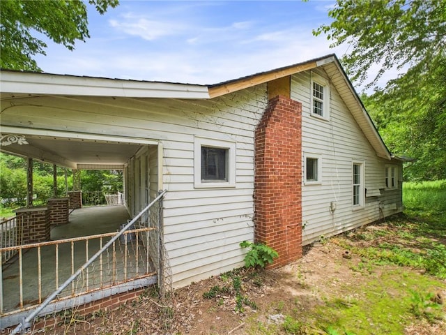 525 Chandler St, Winston-Salem, NC 27101 - view of side of home