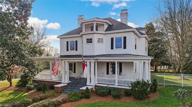 view of front facade featuring covered porch