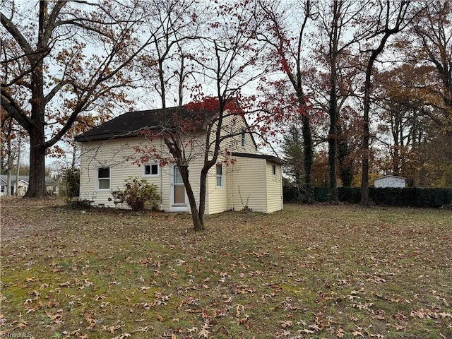 view of home's exterior