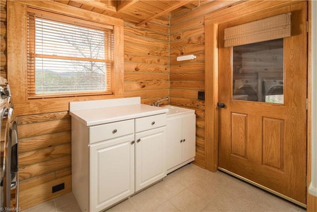 1310 Lynchburg Rd, Westfield, NC 27053 - clothes washing area with a sink