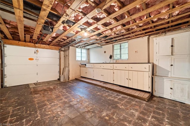 986 Avon Rd, Winston-Salem, NC 27104 - view of garage