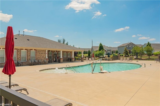 5207 York Place Ct, Walkertown, NC 27051 - community pool with a patio