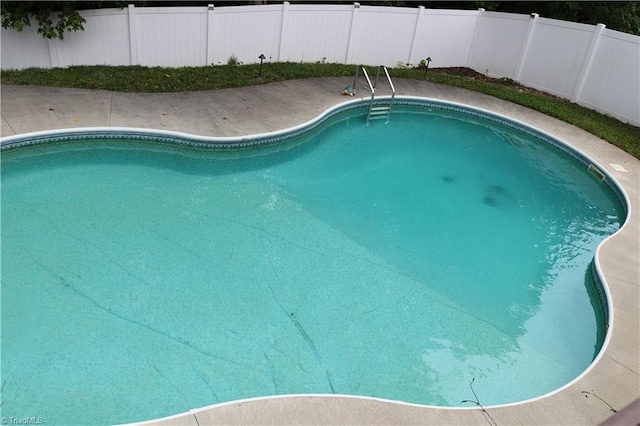 6215 Glen Way Dr, Winston-Salem, NC 27107 - view of pool