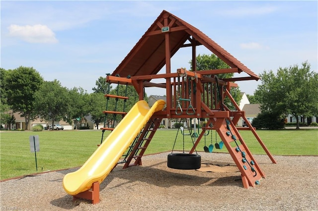 6215 Glen Way Dr, Winston-Salem, NC 27107 - communal playground with a lawn