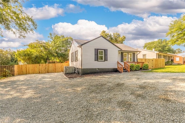 1908 Hilldale Dr, Burlington, NC 27215 - view of front of house featuring crawl space and a wooden deck