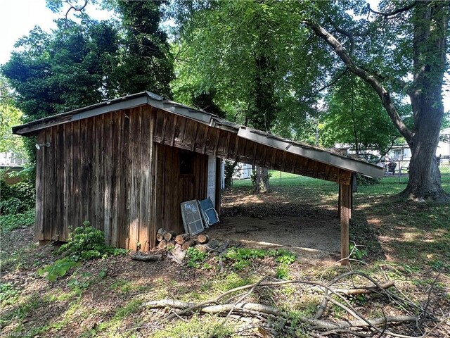 735 Fairfield St, Burlington, NC 27215 - view of shed