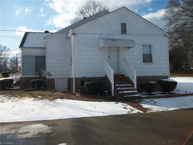 view of front of property