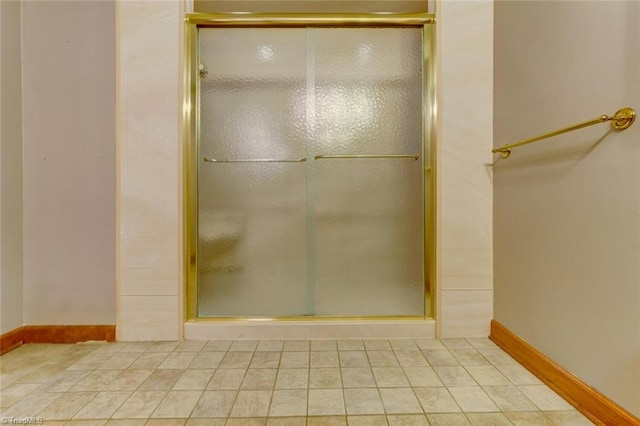 6400 Muirfield Dr, Greensboro, NC 27410 - full bathroom with a shower stall