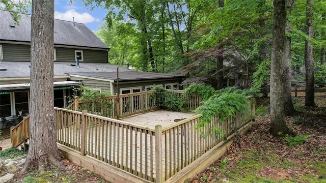 6400 Muirfield Dr, Greensboro, NC 27410 - view of wooden deck