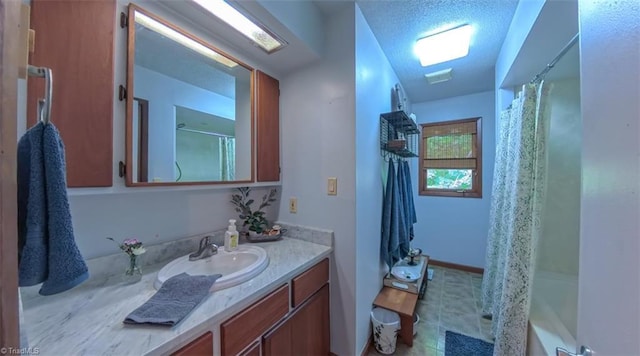 235 Hogan Bowers Rd, Thomasville, NC 27360 - bathroom with vanity and shower / bath combo with shower curtain