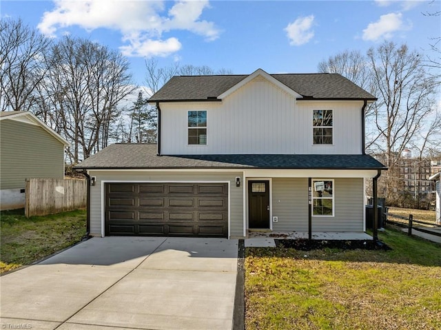 front of property with covered porch and a front lawn