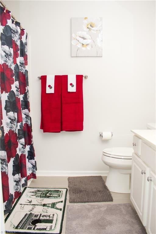 3029 Zacharys Keep Ct, Winston-Salem, NC 27103 - full bath with vanity and a shower with shower curtain