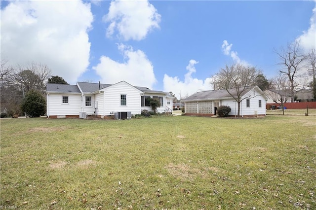 view of yard featuring central AC