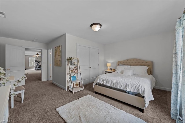 bedroom with carpet