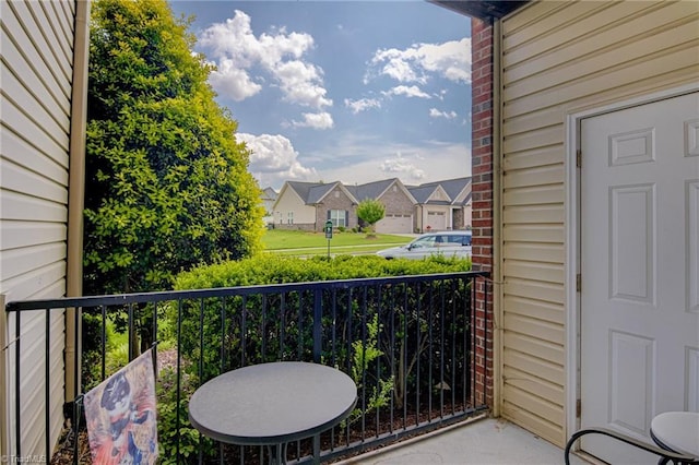 6801 Hanesbrook Cir Unit 104, Clemmons, NC 27012 - balcony with a residential view
