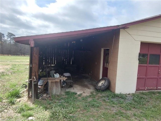 345 Anderson Rd, Eden, NC 27288 - exterior space featuring concrete block siding