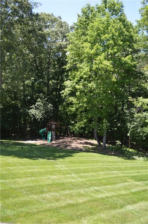 198 Savannah Ln, Mount Airy, NC 27030 - view of grassy yard