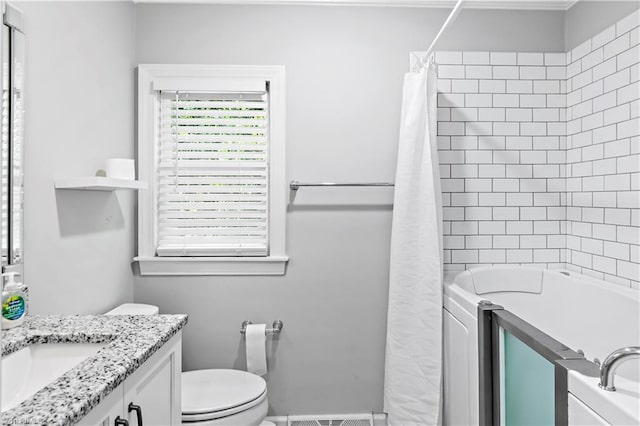 full bathroom with toilet, a shower with shower curtain, vanity, and a tub
