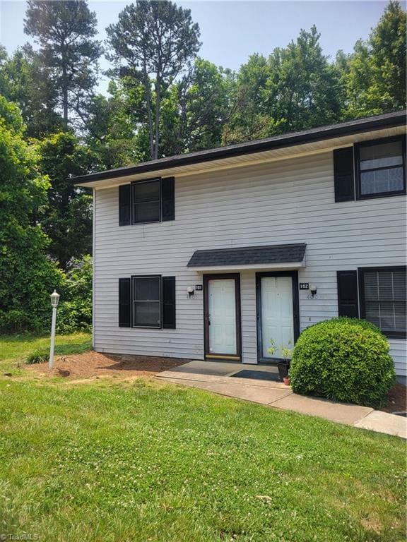 4001 S Bend Dr Unit 101, Winston-Salem, NC 27107 - view of front of home featuring a front yard