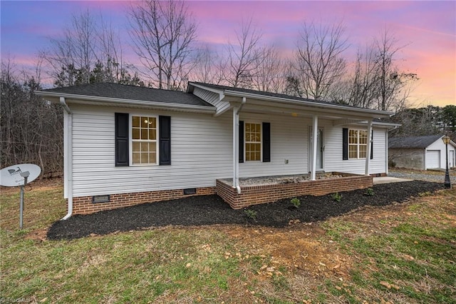 view of front of home featuring crawl space and covered porch