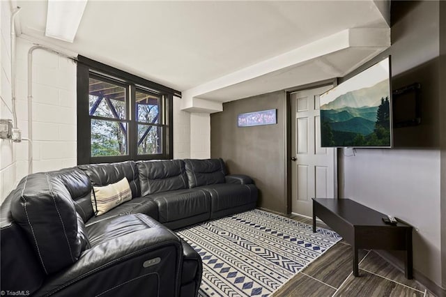 324 Sugar View Trl, Banner Elk, NC 28604 - living room featuring baseboards