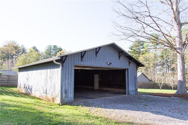 159 Evans Ln, Wilkesboro, NC 28697 - detached garage featuring fence