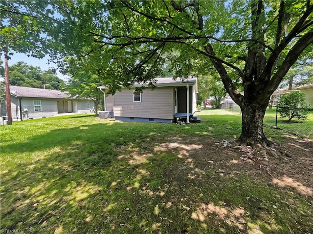 310 Cole St, Thomasville, NC 27360 - view of yard