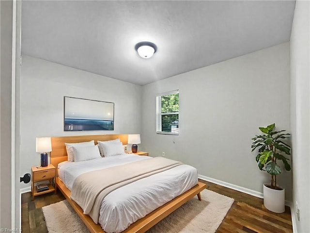 310 Cole St, Thomasville, NC 27360 - bedroom featuring wood finished floors and baseboards