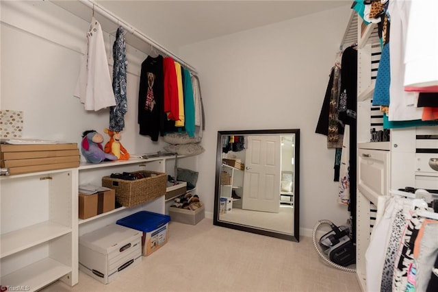 4166 Lytchfield Ct, Winston-Salem, NC 27104 - spacious closet featuring carpet