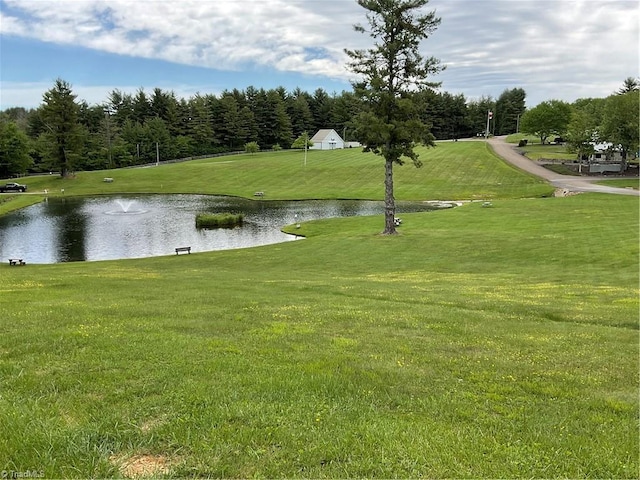 427 Saddle Ridge Dr, Ennice, NC 28623