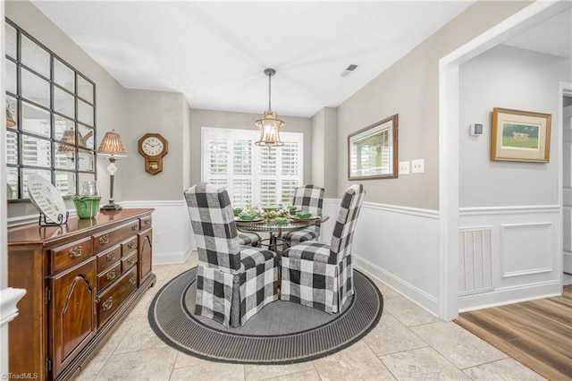 149 Warwicke Pl, Bermuda Run, NC 27006 - dining room featuring a chandelier