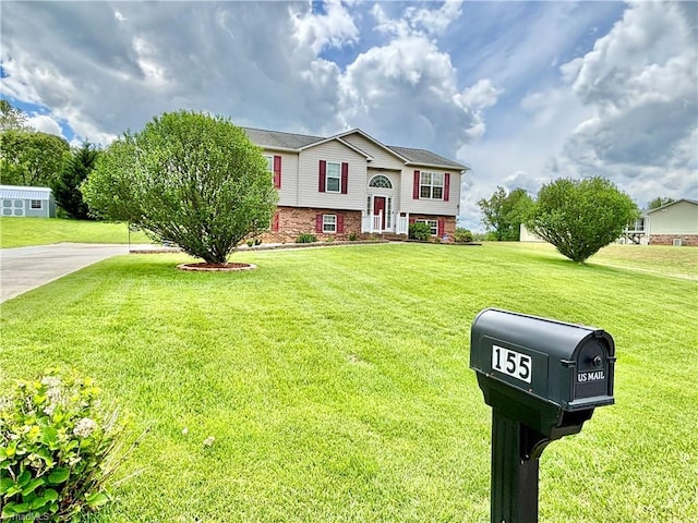 155 Page Farm Rd, Mount Airy, NC 27030 - raised ranch featuring a front yard