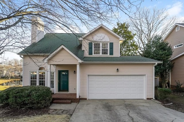 view of front facade with a garage