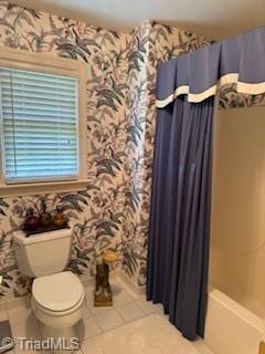 105 Finborough Ct, Kernersville, NC 27284 - full bath with toilet, shower / bath combo with shower curtain, tile patterned flooring, and wallpapered walls