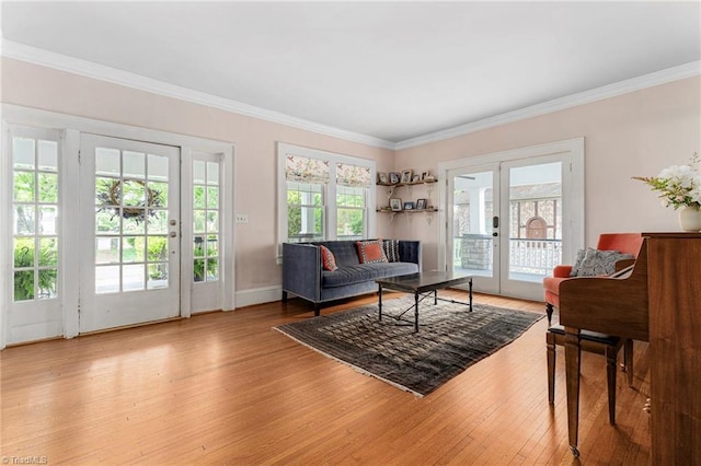 3054 Country Club Rd, Winston-Salem, NC 27104 - living area with crown molding, light wood-style floors, and baseboards