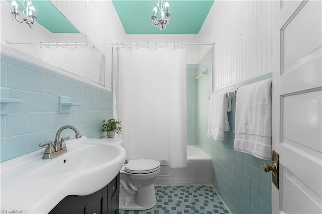 3054 Country Club Rd, Winston-Salem, NC 27104 - bathroom featuring tile walls, toilet, vanity, a chandelier, and shower / tub combo with curtain