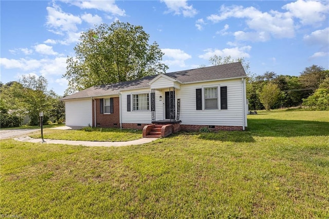 356 Davie Academy Rd, Mocksville, NC 27028 - ranch-style home with crawl space, a front lawn, and roof with shingles