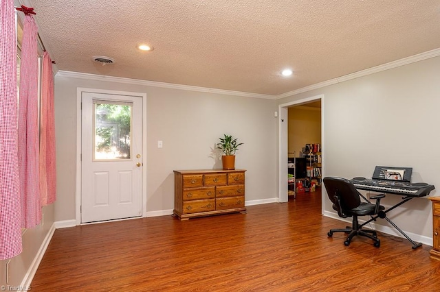 97 Shadylawn Dr, Winston-Salem, NC 27104 - office area with wood finished floors, a textured ceiling, crown molding, and recessed lighting