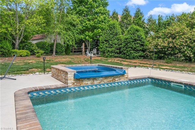3303 Tanner Ct, Summerfield, NC 27358 - outdoor pool with an in ground hot tub and a patio area