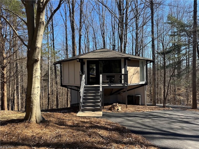 view of front of house