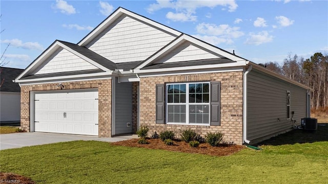 craftsman-style home featuring a front lawn, cooling unit, concrete driveway, and an attached garage