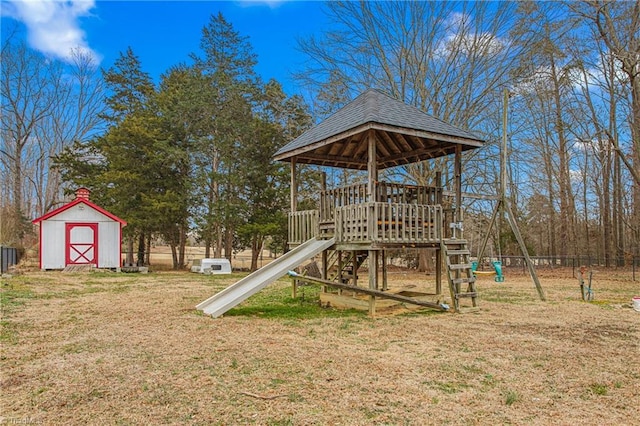 view of jungle gym featuring a lawn