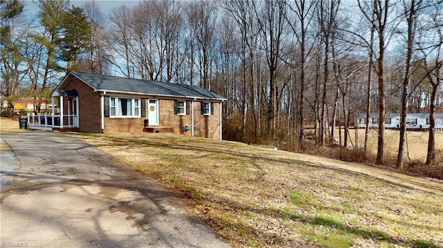 view of front of house with a front yard