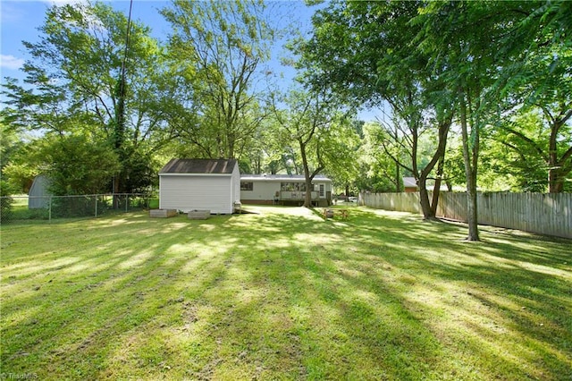 2909 Shamrock Dr, Greensboro, NC 27408 - view of yard