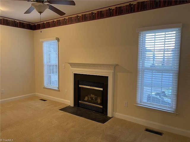 details featuring carpet flooring and ceiling fan