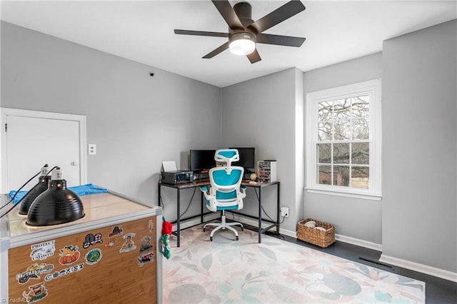 office area featuring ceiling fan